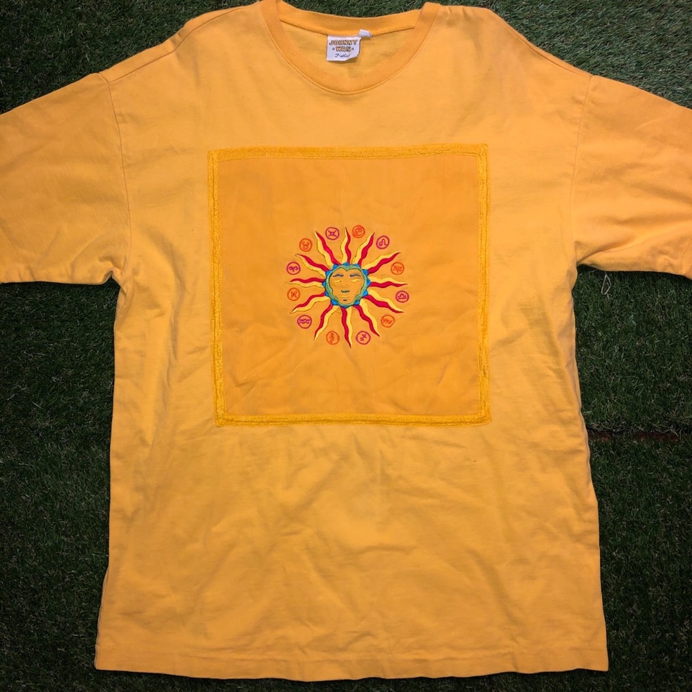Vintage 90’s Sun Graphic Shirt XL